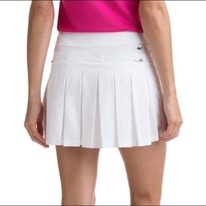VINEYARD VINES 15 Inch Sport Flounce Skort